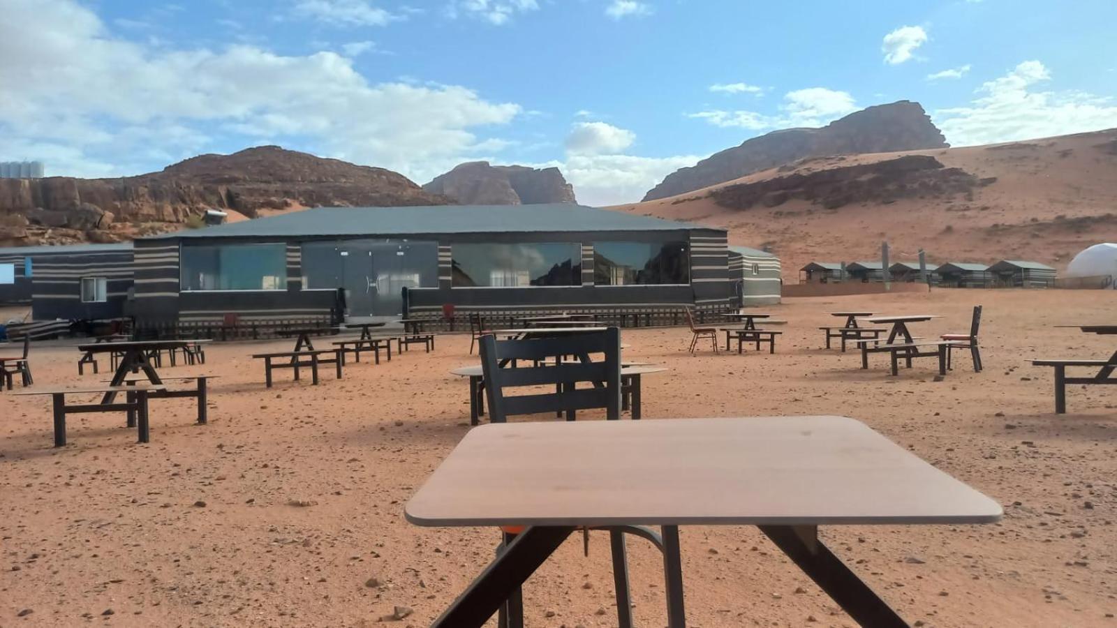 Al Raha Luxury Camp Hotel Вади Рум Екстериор снимка