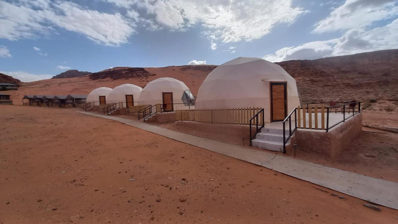 Al Raha Luxury Camp Hotel Вади Рум Екстериор снимка
