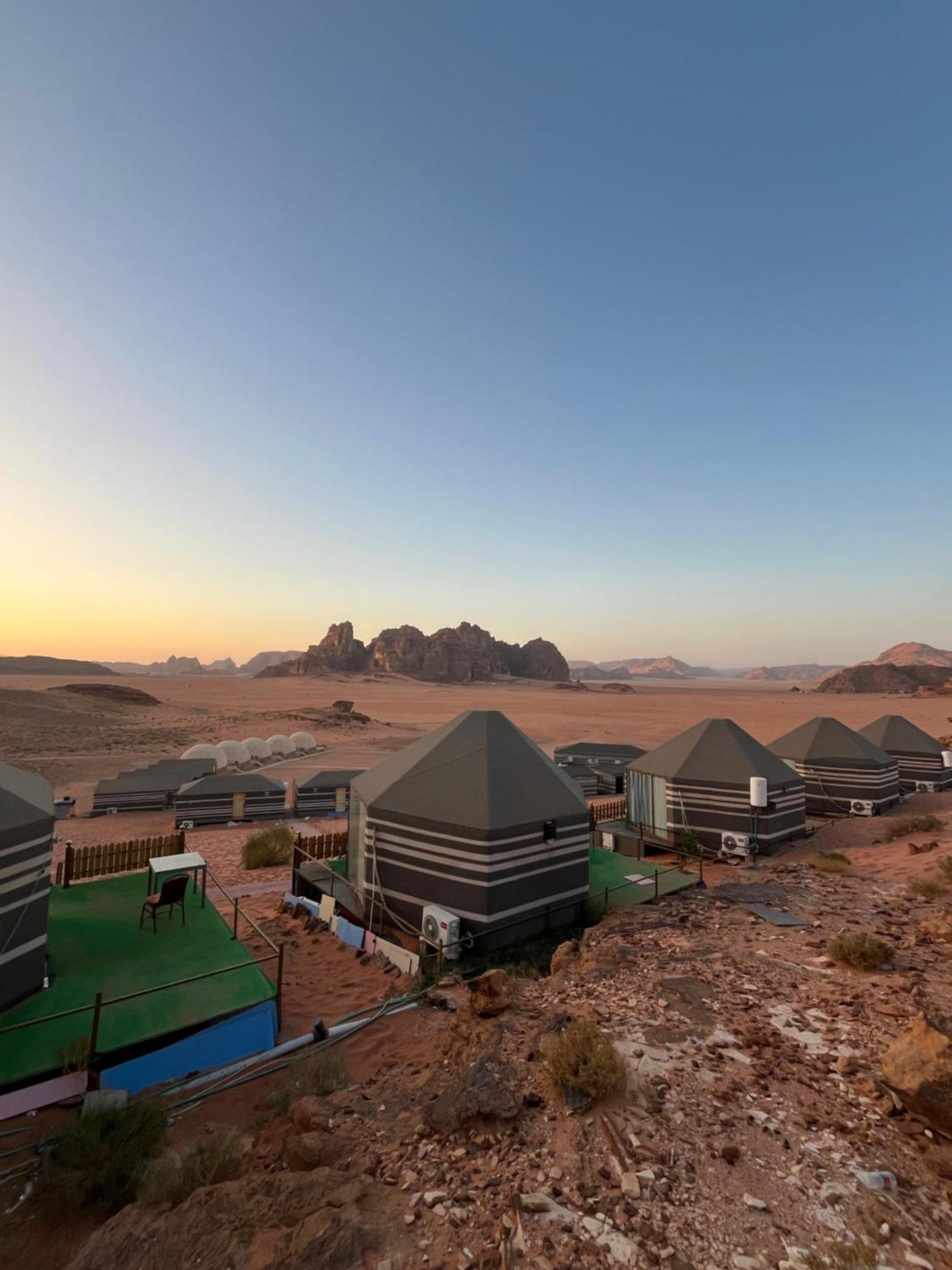 Al Raha Luxury Camp Hotel Вади Рум Екстериор снимка