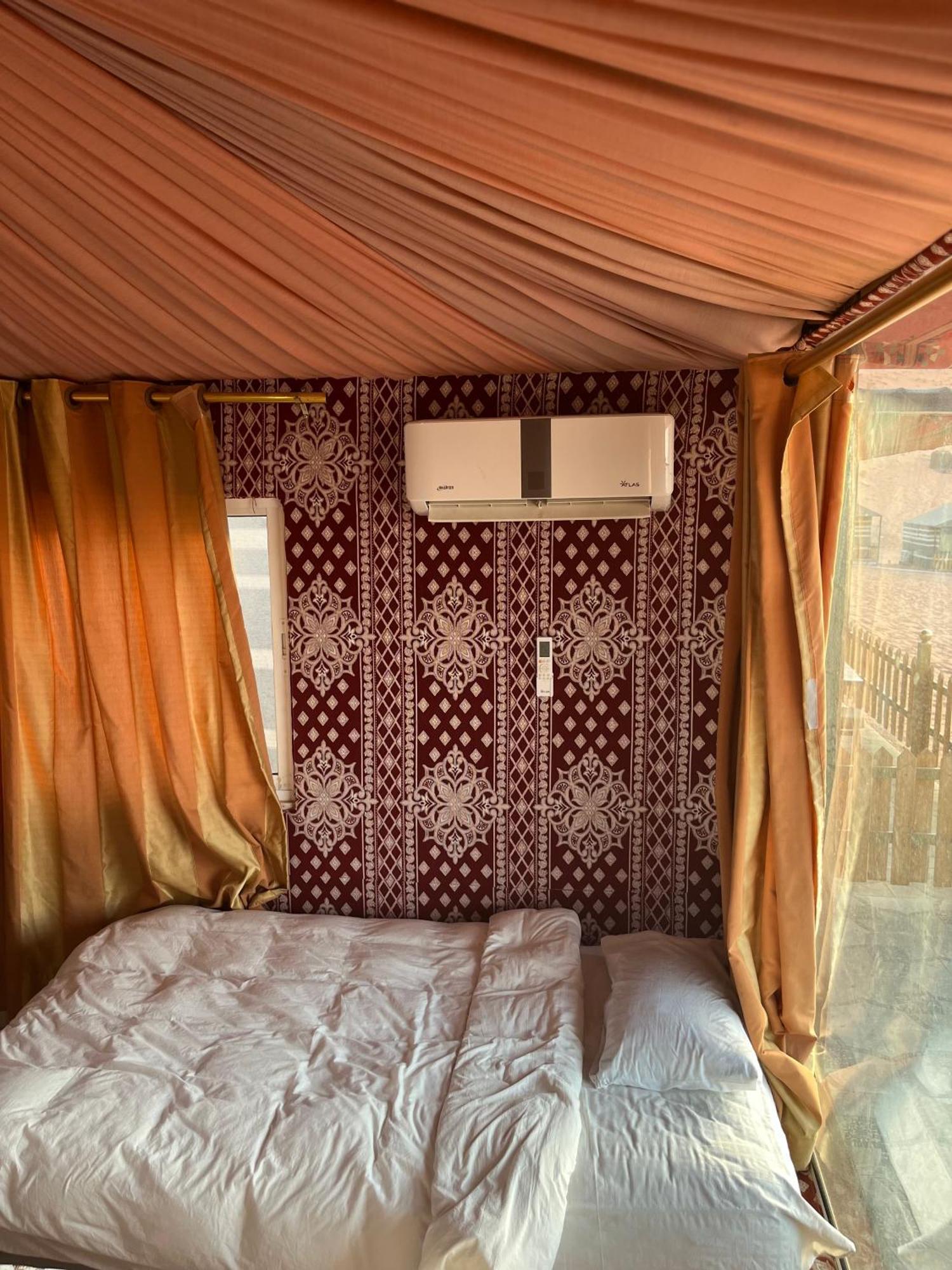 Al Raha Luxury Camp Hotel Вади Рум Екстериор снимка
