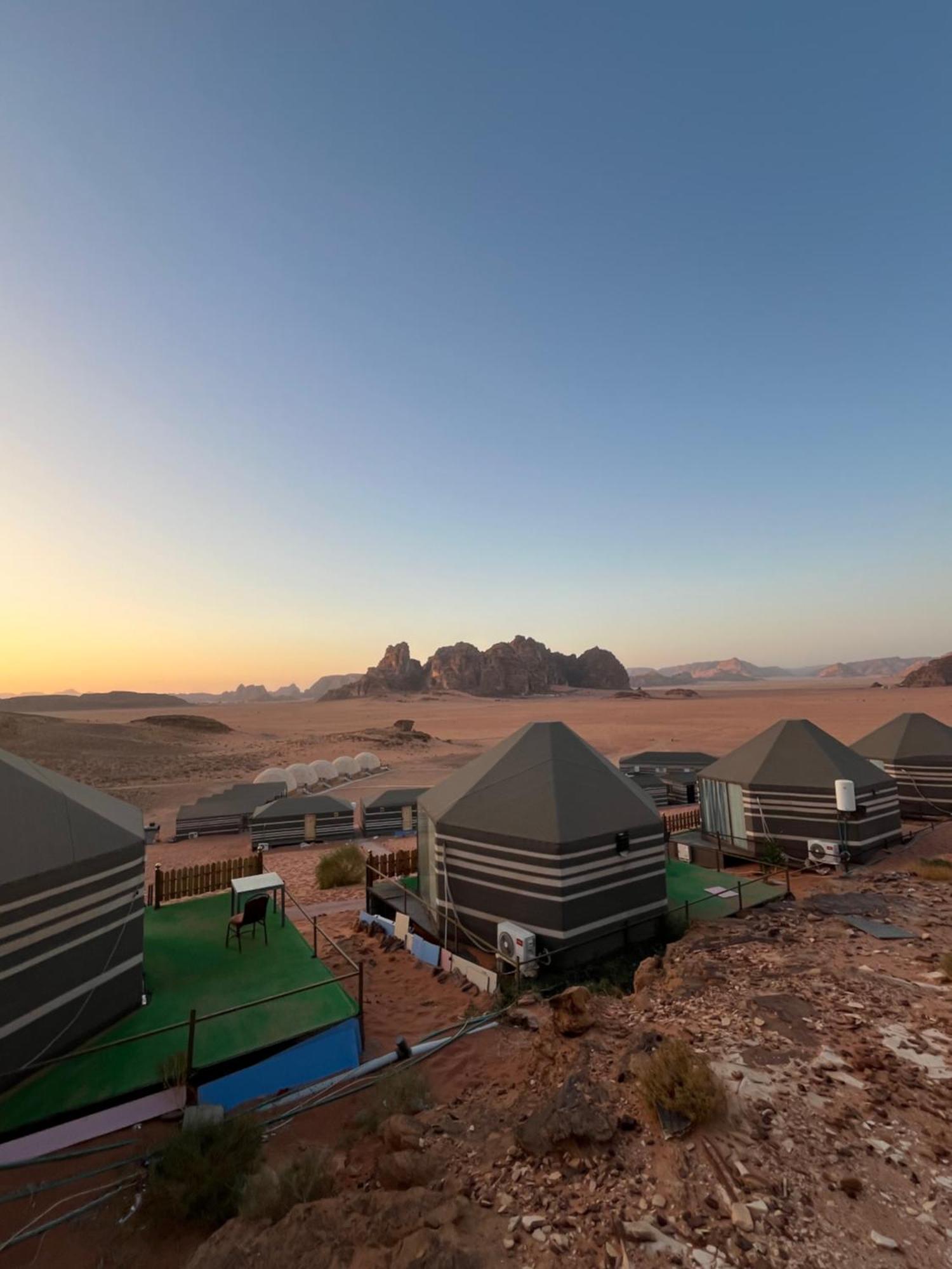 Al Raha Luxury Camp Hotel Вади Рум Екстериор снимка